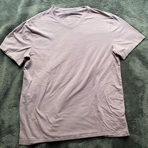 Men’s lavender t-shirt